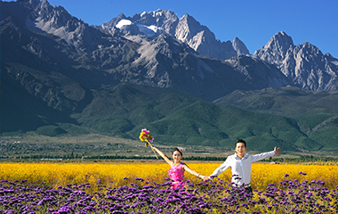 拉市海+雪山远景+神秘花园